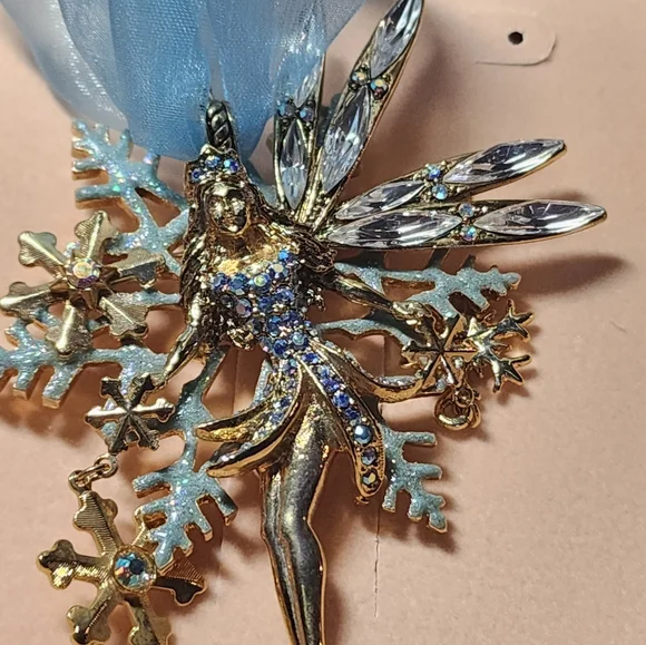 Kirks Folly Delphine Snow Fairy Brooch, Pendant or Ornament - Picture 6 of 12